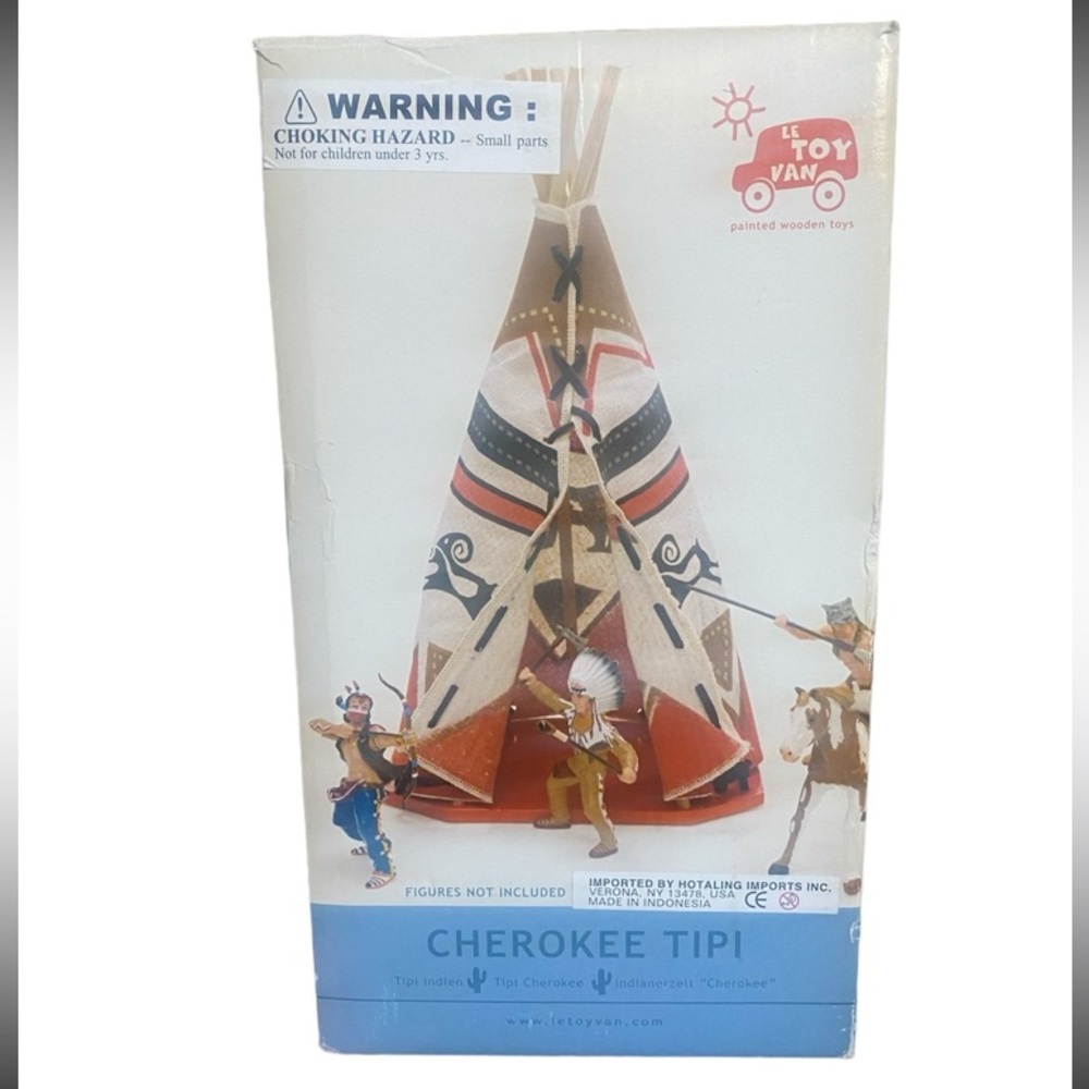 Le Toy Van/Papo Cherokee Teepee TV238 No Figures Included